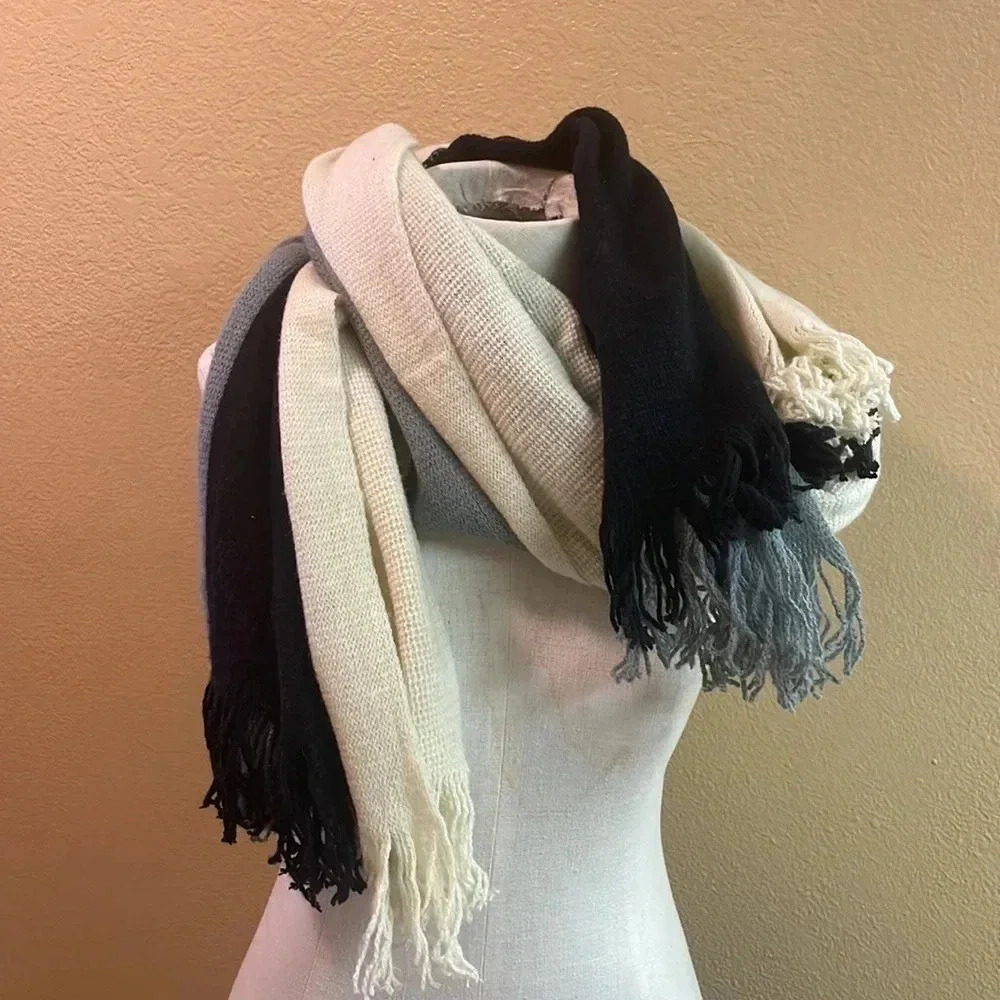 Colorblock Black‎ Gray and Cream Scarf